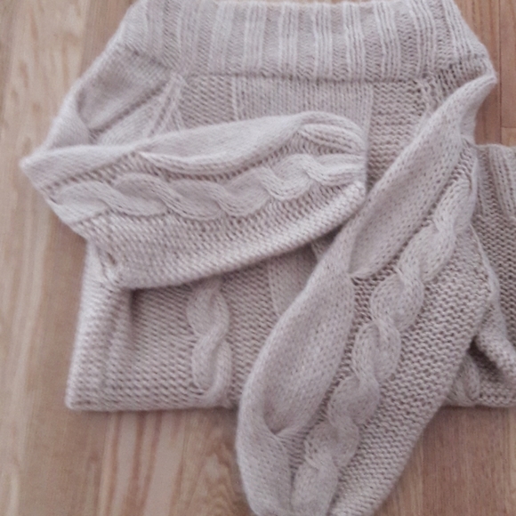 Moda International Sweaters - Moda International Sweater